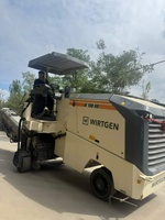Fraiseuse à asphalte d'occasion Wietgen W100HR de 14 tonnes, efficace et performante, pour travaux de fraisage à froid