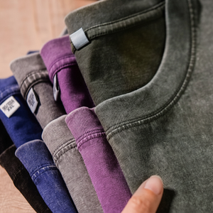 Camiseta desgastada con logotipo de algodón pesado, camiseta recortada cuadrada con estampado Dtg, camiseta personalizada de gran tamaño con lavado ácido para hombres - Product Image 1