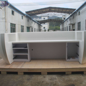 Mostrador <span class=keywords><strong>de</strong></span> Recepción Moderno Blanco <span class=keywords><strong>de</strong></span> Superficie Sólida Personalizable, Muebles <span class=keywords><strong>de</strong></span> Recepción <span class=keywords><strong>de</strong></span> Corian para Hoteles y Bancos, Garantía <span class=keywords><strong>de</strong></span> 10 Años - Product Image 4