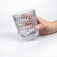 Vente en gros usine – Gobelet en verre pressé transparent vintage de 300 ml, classique et gaufré, pour jus, eau, cocktails, bière et whisky