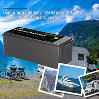 بطارية JREPower كبيرة الحجم 12.8 فولت 300 أمبير ساعة من نوع LiFePO4 شبه صلبة، عمر تصميم 10 سنوات، نظام إدارة البطارية المدمج، أكثر من 6000 دورة شحن، 3840 واط ساعة، مناسبة للاستخدام في درجات حرارة من -10 إلى 60 درجة مئوية، مثالية للمركبات الترفيهية.