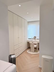Armario de Madera Maciza Moderno y Minimalista Personalizado de Fábrica, Armario Ecológico Independiente, Vestidor Integrado - Product Image 4