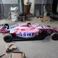 Cockpit de simulateur de course VR sur mesure en fibre de verre haute résistance pour le divertissement commercial, fabrication de précision OEM ODM