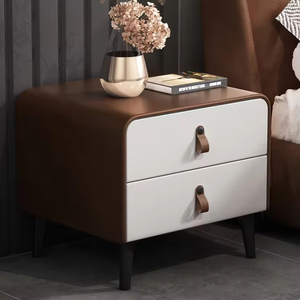 Minimalistischer Nachttisch im Italienischen Luxus-Stil mit PU-Lederpolsterung und Stahlbeinen - Product Image 2
