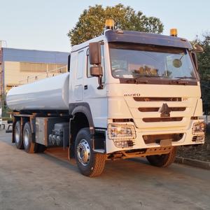 Precio <span class=keywords><strong>de</strong></span> Fábrica, Camiones Cisterna <span class=keywords><strong>de</strong></span> Agua Diésel HOWO 6x4 <span class=keywords><strong>de</strong></span> 20 Toneladas para Agua Potable <span class=keywords><strong>con</strong></span> 10 Ruedas a Bajo Precio - Product Image 2