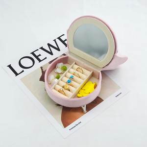 Sofa-Style Cute Velvet Rectangle Jewelry Box with Plain Pattern and Mirror for Valentine's Day <b>Ring</b> and Necklace <b>Storage</b> - Product Image 3