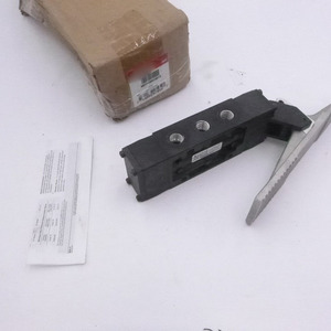 Plc Nugget Serie 200 5/3 <span class=keywords><strong>Apb</strong></span> Accionado por Pedal con Centro de Resorte 1/4" Directo de Fábrica - Product Image 1