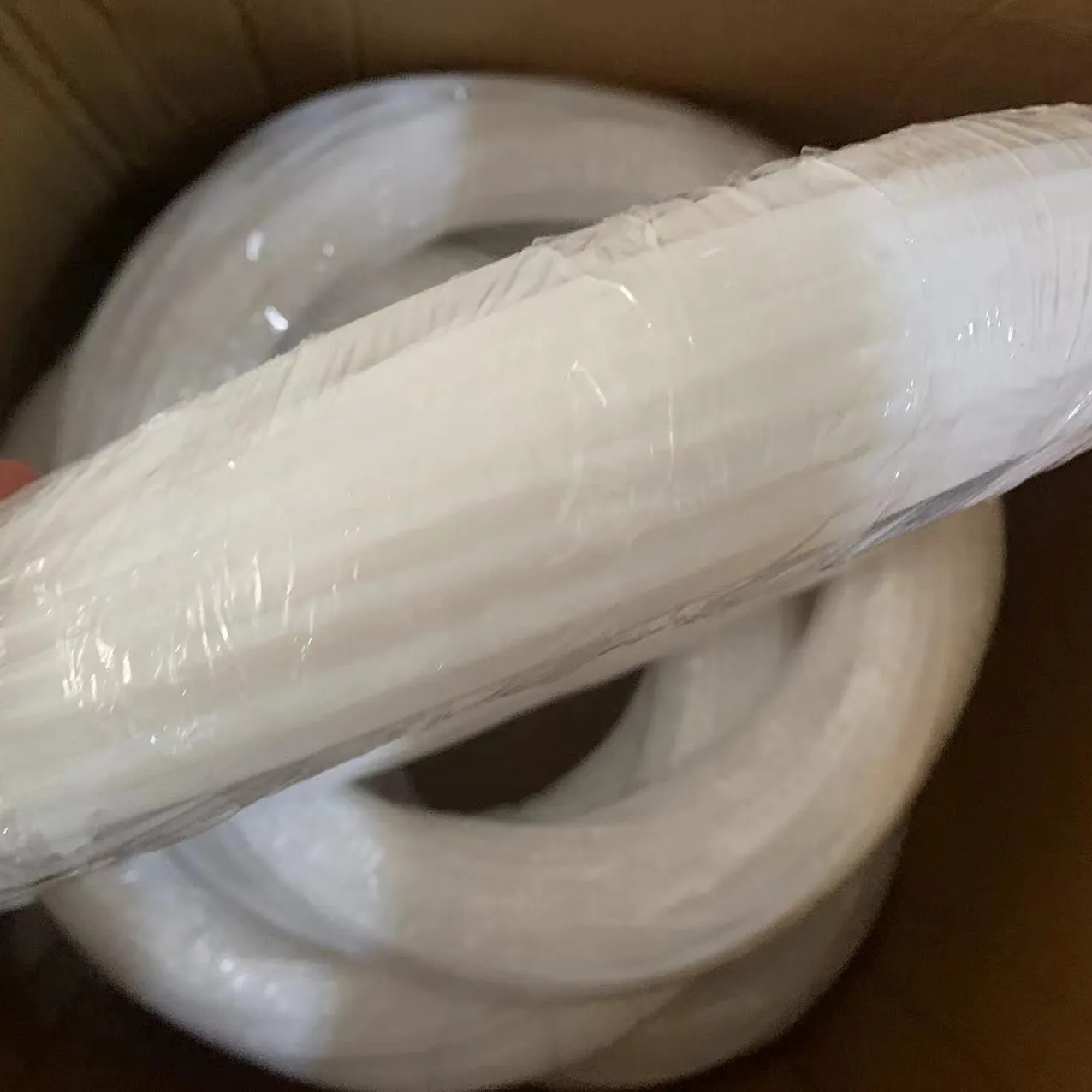 Dankai % 100% bakire PTFE ekstrüzyon PTFE T teflon yuvarlak demir çubuk Spinneret mühür eritilerek şişirilmiş 3mm PTFE çubuk