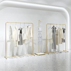 Perchero de <span class=keywords><strong>Ropa</strong></span> Colgante Dorado Personalizado, Exhibidores de <span class=keywords><strong>Ropa</strong></span> Metálicos, Estantes de Exhibición de Prendas, Perchero de Pared para Tiendas Minoristas - Product Image 2
