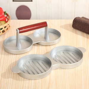 Presse à hamburgers en métal antiadhésive pour la cuisine avec poignée en bois, presse à galettes de hamburgers, antiadhésive et facile à nettoyer, pour faire des hamburgers - Product Image 2