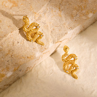 Zooying Titane Acier Serpent Boucles D'oreilles Plaqué Or Avec Des Yeux De Diamant À La Mode Oriental Dragon Bijoux Boucles D'oreilles Zircon Pierre