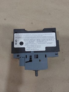 เบรกเกอร์มอเตอร์ PLC Sirius 10-16A 3RV20110AA10 3RV2011-0AA10 พร้อมความเชี่ยวชาญทางเทคนิคที่ครอบคลุมและประสบการณ์ที่มีรากฐานลึก - Product Image 1