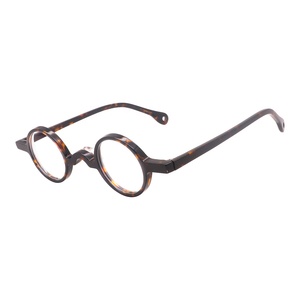 Monturas de gafas de acetato negras de alta calidad con logotipo personalizado Retro Unisex UV400 para hombres y mujeres con montura de color marrón - Product Image 4