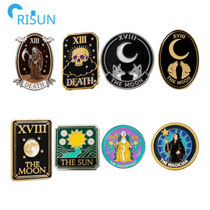 Gros Dark Punk Tarot émail épinglette Logo personnalisé ensemble soleil lune oiseau Lion étoile Justice mort Tarot cartes épingles Badge broche - Product Image 1