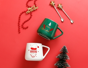 Hot Selling 360ml Santa Claus Porcelain Eco-Friendly Christmas <b>Mug</b> with <b>Lid</b> & Spoon <b>for</b> Business Gifts - Product Image 6