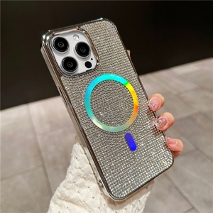 เคสไอโฟน 11 12 13 14 15 Pro Max แบบหรูหรา ประดับกลิตเตอร์เพชร เคลือบเงา รองรับการชาร์จไร้สาย ดีไซน์ไล่เฉดสี พร้อมวงแหวนแม่เหล็ก - Product Image 4