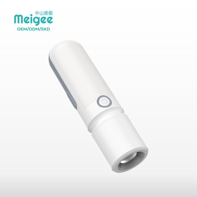 LED Torch with Zooming Feature and Size Light for Camping Outdoor Household Storage for Outdoor Activities