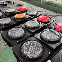 Feux de signalisation routière LED solaires intégrés à écran complet Cishine 200 mm 300 mm 400 mm pour le contrôle du trafic
