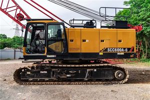 Grue sur chenilles SCC600 avec capacité de levage maximale de 60 tonnes, moteur super puissant et système hydraulique performant - Product Image 5