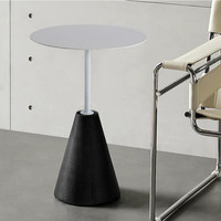 Table d'appoint de salon mobile de style nordique en bois massif, table à thé minimaliste d'angle, table basse créative de luxe léger, petite table