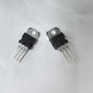 Transistor lưỡng cực Darlington TIP122 TO-220, chip IC transistor - Product Image 2
