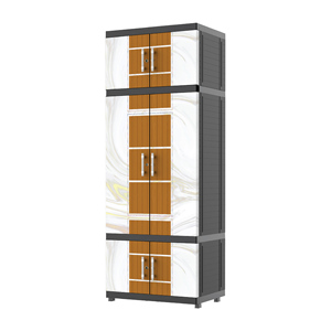 El MSC Fit Hanger Jumbo ofrece un aspecto moderno, minimalista y multifuncional, perfecto para armarios portátiles. - Product Image 3