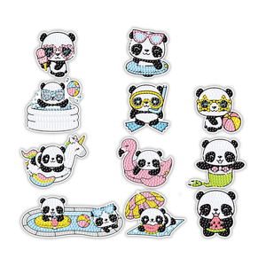 Professionelle Fabrikproduktion: Zwei Panda-Bettlaken pro Box - Ideal für Geschwister und Spielabende |   Klebepunkt-Bilderklebeaufkleber, ab 6 Jahren - Product Image 5