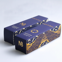 Boîte en papier kraft écologique gaufrée mate pour présentation de gommage corporel bio en détail