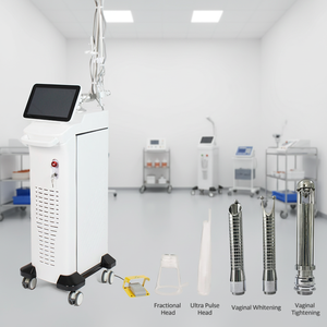 Machine à laser CO2 fractionné de technologie avancée pour la révision des cicatrices, l'élimination des grains de beauté, le resserrement des zones intimes et le traitement des vergetures - Product Image 1