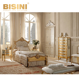 <span class=keywords><strong>Lampe</strong></span> de table avec gouttes de cristal et nuances rouges Éclairage de chambre Villa de style européen <span class=keywords><strong>Lampe</strong></span> de table exquise Éclairage haut de gamme <span class=keywords><strong>vintage</strong></span> - Product Image 3
