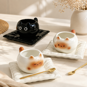 Set di Tazze in Ceramica a Forma di Gatto con Piattino Ondulato e Cucchiaino Dorato, 3 Design con <span class=keywords><strong>Faccine</strong></span> di Gatto, 250ml, Adatte a Microonde/Lavastoviglie, Idea Regalo - Product Image 3