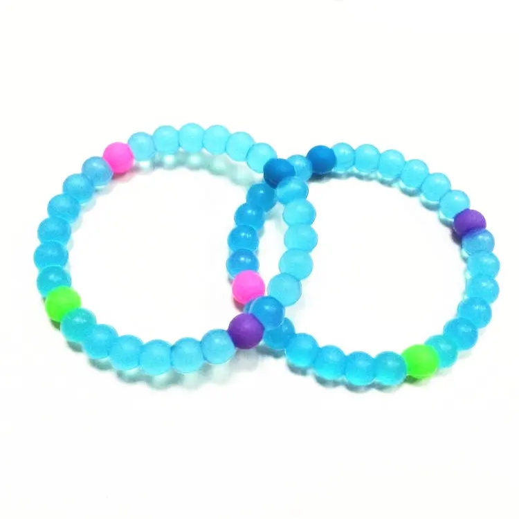 Großhandel Amazon Beliebte Design UV Silikon Armband Perlen Armband Mode Multi Farben Silikon Armband Für Erwachsene