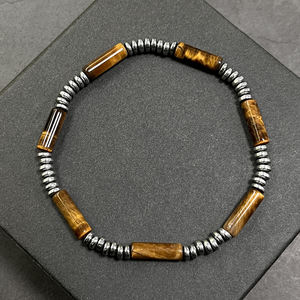 สร้อยข้อมือลูกปัดตาเสือและเฮมาไทต์ธรรมชาติทรงไม่สม่ำเสมอ ชิ้นงานสไตล์เรโทรสำหรับสวมใส่ในชีวิตประจำวันและชุดสไตล์สตรีท - Product Image 4