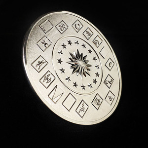 Pièces commémoratives en alliage de zinc style pièce de monnaie antique, personnalisées par le fabricant, avec motif croix et signe astrologique, en forme de disque, couleur argent. - Product Image 6