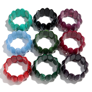 Vòng tay nữ bằng nhựa acrylic hình oval, hạt lớn kiểu retro, kiểu dáng phóng đại, sang trọng, chất liệu đá cẩm thạch giả - Product Image 2