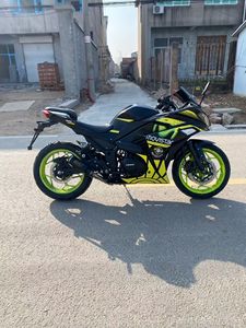Motocicleta de Gasolina de <span class=keywords><strong>Segunda</strong></span> <span class=keywords><strong>Mano</strong></span> V6 200, Moto de Calle de Dos Ruedas, Acabado Original, Garantía de Calidad - Product Image 2
