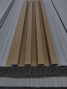 Revestimiento de Pared Exterior de WPC Coextruido, Resistente a los Rayos UV, Impermeable, Ignífugo, Panel de Madera y Plástico para Hogar, Taller y Exteriores - Product Image 4