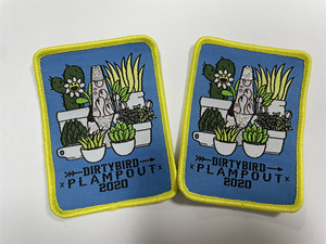 Patchs brodés en tissu à la mode en gros, badges de football personnalisés, patchs découpés au laser, patchs tissés à coudre sur les vêtements - Product Image 2