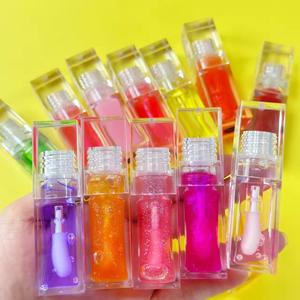 Tratamiento labial <span class=keywords><strong>de</strong></span> frutas <span class=keywords><strong>de</strong></span> colores <span class=keywords><strong>de</strong></span> alta calidad personalizado al por mayor, aceite brillante con logotipo propio, bálsamo <span class=keywords><strong>de</strong></span> aceite labial hidratante, brillo <span class=keywords><strong>de</strong></span> aceite labial - Product Image 5