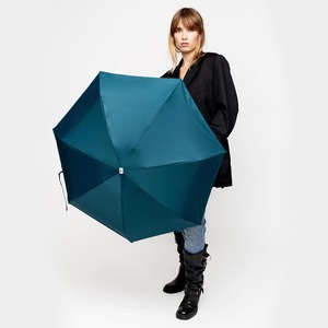 Vente en gros de mini-<span class=keywords><strong>parapluie</strong></span> logo personnalisé avec ouverture manuelle anti-UV <span class=keywords><strong>léger</strong></span>, pliable, ultra-compact <span class=keywords><strong>et</strong></span> robuste, manche en bois, format de poche - Product Image 6
