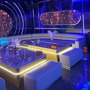 Chaises de bar et de pub d'extérieur en bois massif - Écologiques, durables, faciles à nettoyer - Product Image 3