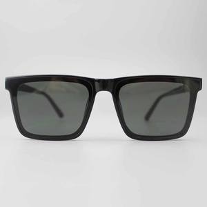 2025 Custom Logo UV400 Ladies Sunglasses High Quality Nylon Lenses TR90 Frame Black <b>Mirror</b> New Oval Vintage Outdoor Activities - Product Image 5