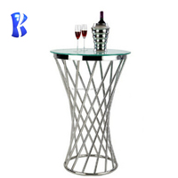 Décorations de table de buffet en or Table de cocktail à DEL avec dessus en verre trempé pour les tables à manger en acier inoxydable de fête et de mariage