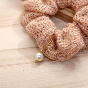 De las mujeres de la <span class=keywords><strong>moda</strong></span> gomas con perlas de lana de Pelo elástico para el pelo gomas de chica de cabello o scrunchie. - Product Image 5