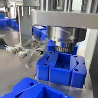 Machine de remplissage et de bouchage automatique à disque rotatif, machine de remplissage de liquides en petites doses pour parfum et huile essentielle