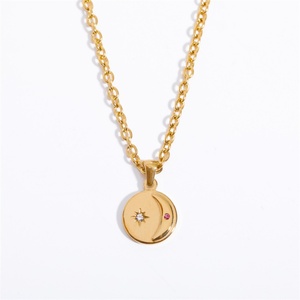 Collares al por mayor con colgante redondo de oro PVD y circonitas de sol y luna para mujer - Product Image 1