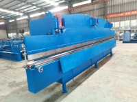 Presse plieuse hydraulique CNC pour tôles métalliques de 6000 mm d'épaisseur (0,2-2,0 mm) – Idéale pour la fabrication de cabines et d'étagères métalliques