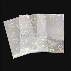 Amore a forma di cuore maniche di carte lampeggianti Laser carte collezionabili pellicola magica Kpop carta di protezione