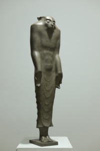 Escultura de bronce de 'El Turbulento Interior' - Product Image 2