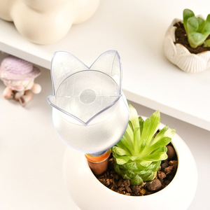 Bulbes d'arrosage en plastique soufflé à la main en forme de tulipe, très demandés, pics d'arrosage automatiques en plastique transparent - Product Image 3